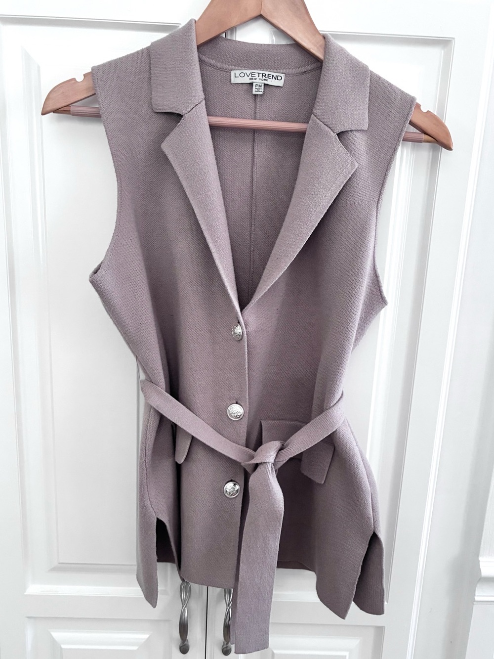 Beige Lovetrend New York beige sleeveless belted blazer vest size petite medium